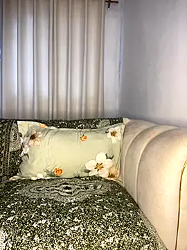 TinaFavourite online show from 10/18/25, 09:11