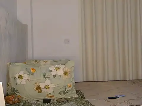 TinaFavourite online show from 10/31/25, 09:32