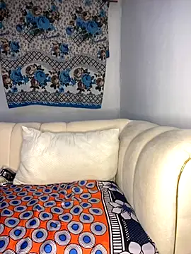 TinaFavourite online show from 10/13/25, 07:37