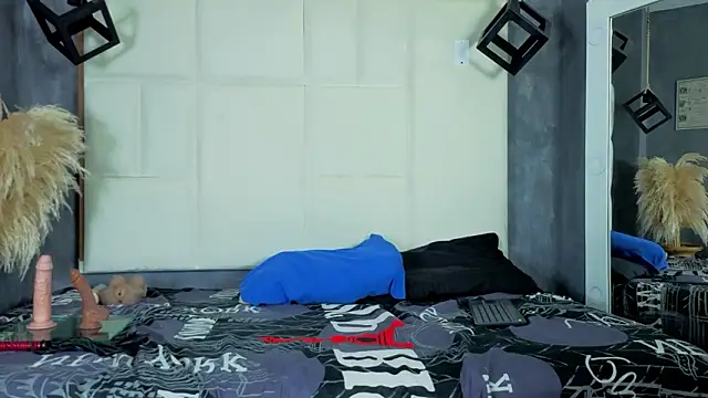 Liam forest  online show from 02/09/26, 05:27