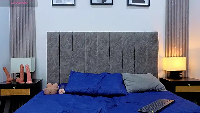 Liam forest  online show from 11/07/25, 04:50