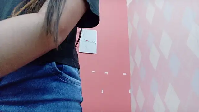 little beillis online show from 10/28/25, 12:59