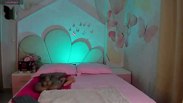 Baby ayana  online show from 04/07/26, 04:36