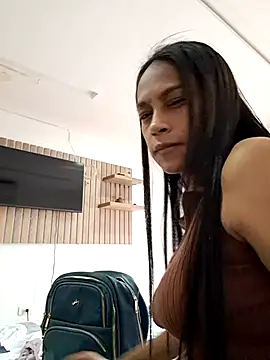 Snapshot of sarah_garcia_ chatting on 11/01/25, 07:19 sarah garcia online show from 11/01/25, 07:19