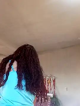 Snapshot of Daila_Lucia chatting on 02/20/26, 01:24 Daila Lucia online show from 02/20/26, 01:24