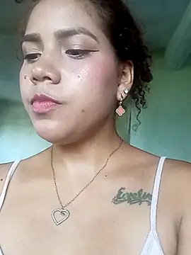 Snapshot of Daila_Lucia chatting on 09/26/25, 06:59 Daila Lucia online show from 09/26/25, 06:59