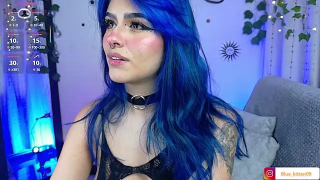 Snapshot of blue_kitten chatting on 06/05/26, 06:52 blue kitten online show from 06/05/26, 06:52