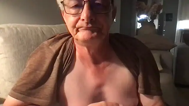 Daddy Mike69 online show from 04/19/26, 05:30