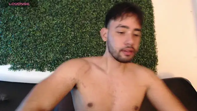 Snapshot of sam_ford_2 chatting on 01/07/26, 12:48 sam ford 2 online show from 01/07/26, 12:48