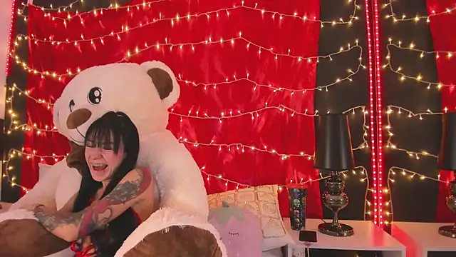 Snapshot of athziry_g chatting on 02/13/26, 09:59 athziry g online show from 02/13/26, 09:59