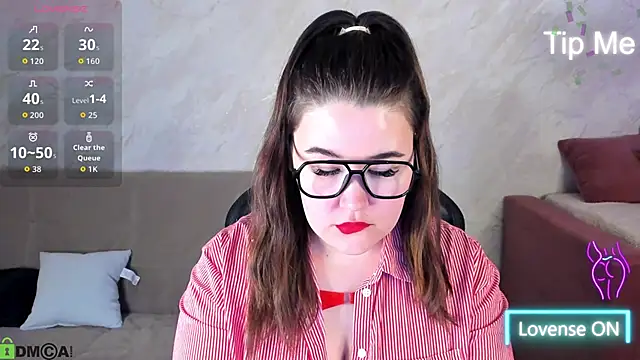 Tara Torres online show from 09/18/25, 02:20