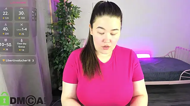 Tara Torres online show from 12/16/25, 09:02