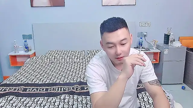 Snapshot of xiaoyue_zhibo chatting on 11/12/25, 04:22 xiaoyue zhibo online show from 11/12/25, 04:22