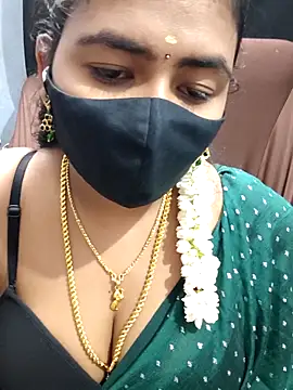 Snapshot of Tamil_Lotus chatting on 10/22/25, 05:23 Tamil Lotus online show from 10/22/25, 05:23