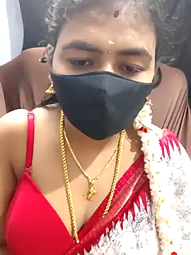 Snapshot of Tamil_Lotus chatting on 10/21/25, 05:23 Tamil Lotus online show from 10/21/25, 05:23