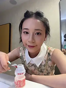 shishi0688 online show from 06/12/26, 03:54