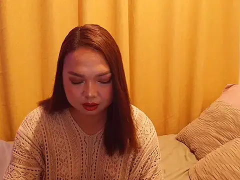 Trishme online show from 05/25/26, 04:01
