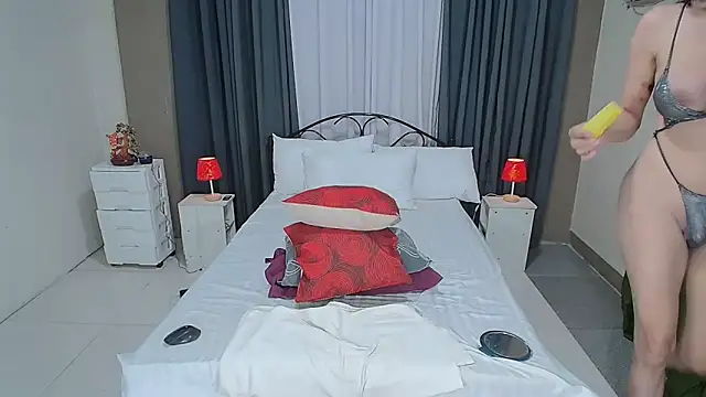 petitetsbigloads online show from 01/07/26, 07:52