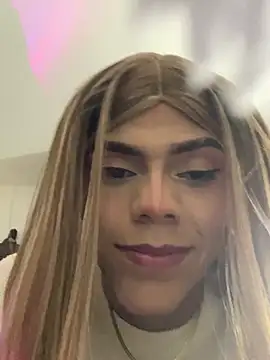 Snapshot of Flora_Minx chatting on 01/15/26, 12:08 Flora Minx online show from 01/15/26, 12:08