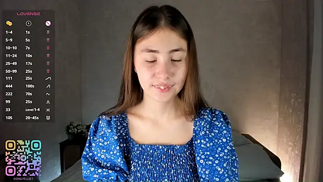 LynetteDanley online show from 10/19/25, 04:54