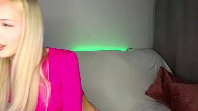  Cutiefull Lion  online show from 05/05/26, 04:48