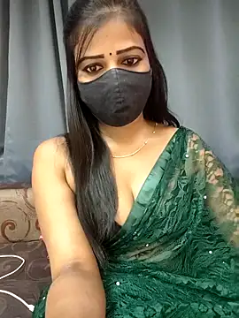 Misss-julli online show from 11/07/25, 01:32