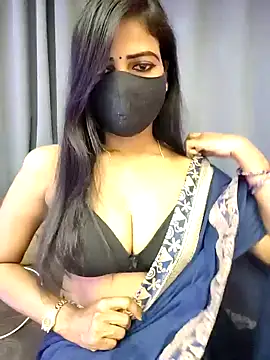 Misss-julli online show from 02/18/26, 04:54