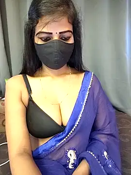 Misss-julli online show from 03/19/26, 09:53