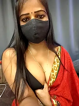 Misss-julli online show from 11/11/25, 02:39