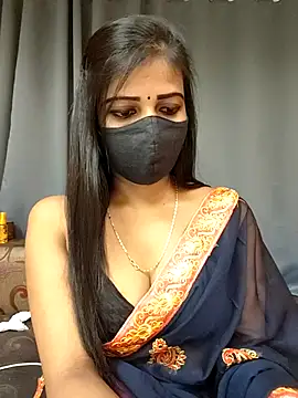 Misss-julli online show from 11/30/25, 02:51