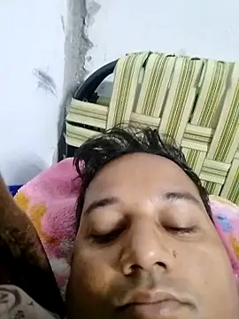 Snapshot of sumit_19 chatting on 11/29/25, 11:38 sumit 19 online show from 11/29/25, 11:38