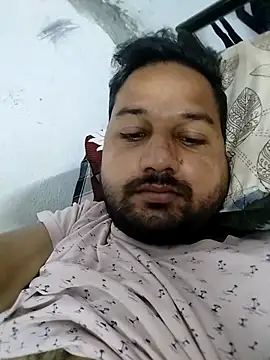 Snapshot of sumit_19 chatting on 10/01/25, 06:34 sumit 19 online show from 10/01/25, 06:34