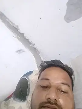 Snapshot of sumit_19 chatting on 09/17/25, 08:33 sumit 19 online show from 09/17/25, 08:33