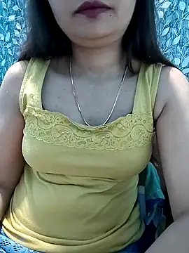 Vaani Actress online show from 03/23/26, 05:02