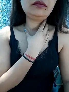 Vaani Actress online show from 03/06/26, 05:52