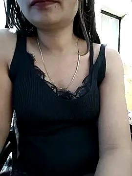 Vaani Actress online show from 04/04/26, 02:29