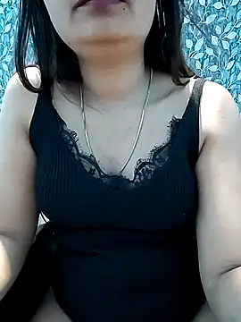 Vaani Actress online show from 04/09/26, 03:40