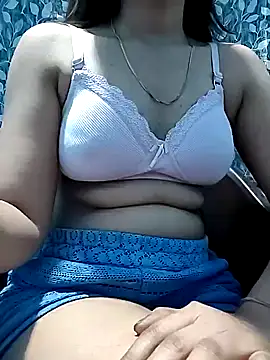 Vaani Actress online show from 04/06/26, 02:29