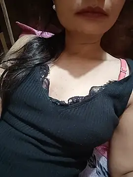 Snapshot of Vaani_Actress chatting on 06/24/26, 11:13 Vaani Actress online show from 06/24/26, 11:13