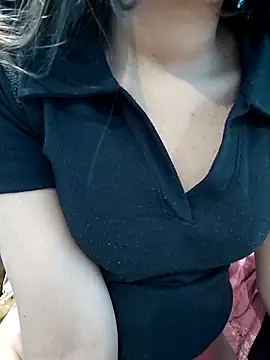 Vaani Actress online show from 02/03/26, 02:53