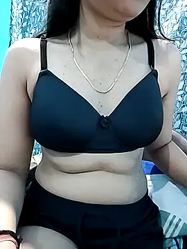 Vaani Actress online show from 02/25/26, 01:00