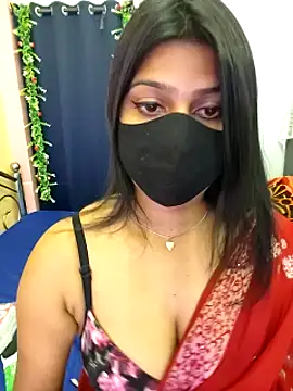 hoty sonali online show from 11/03/25, 04:21