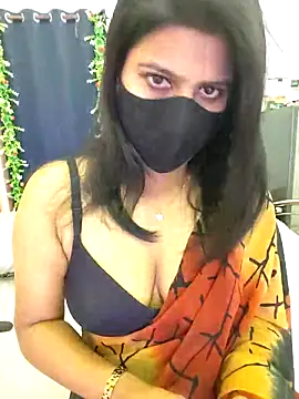 Snapshot of hoty_sonali chatting on 10/05/25, 03:52 hoty sonali online show from 10/05/25, 03:52