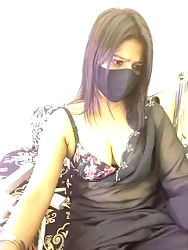 Snapshot of hoty_sonali chatting on 09/27/25, 04:40 hoty sonali online show from 09/27/25, 04:40