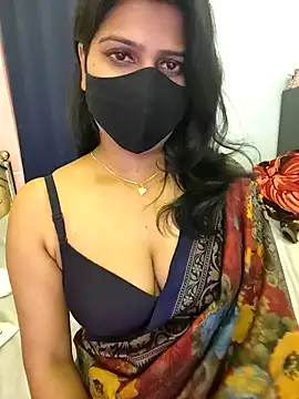 Snapshot of hoty_sonali chatting on 09/15/25, 03:40 hoty sonali online show from 09/15/25, 03:40