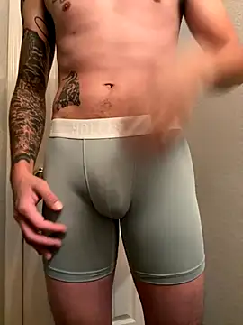 Snapshot of flacoone01 chatting on 09/22/25, 10:43 flacoone01 online show from 09/22/25, 10:43