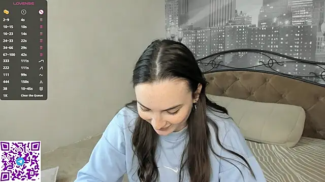 VanessaGrome online show from 09/30/25, 07:09