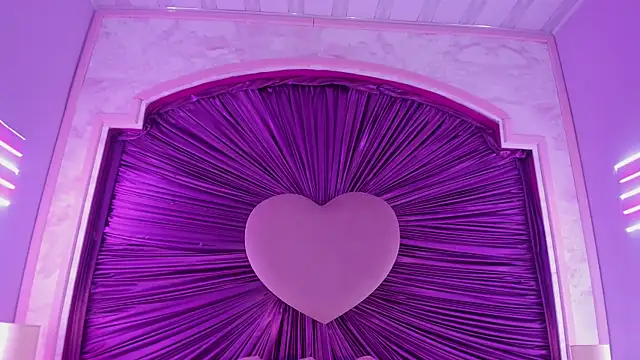 Snapshot of EllyMiller chatting on 02/13/26, 03:17 EllyMiller online show from 02/13/26, 03:17