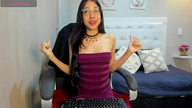 melany  rosse online show from 11/08/25, 12:20