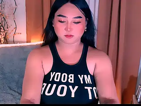 Lilly-lou online show from 03/22/26, 06:42